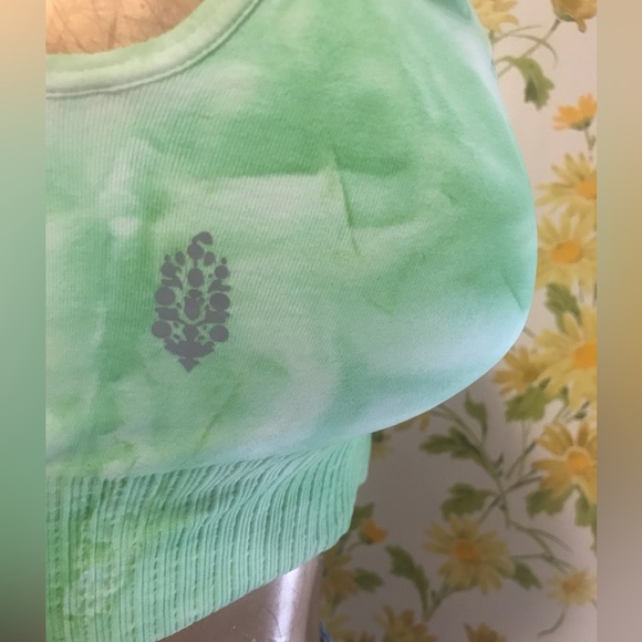 Free People Movement good karma Tie Dye Bra In Electric Pistachio Size XS/S - Picture 9 of 10